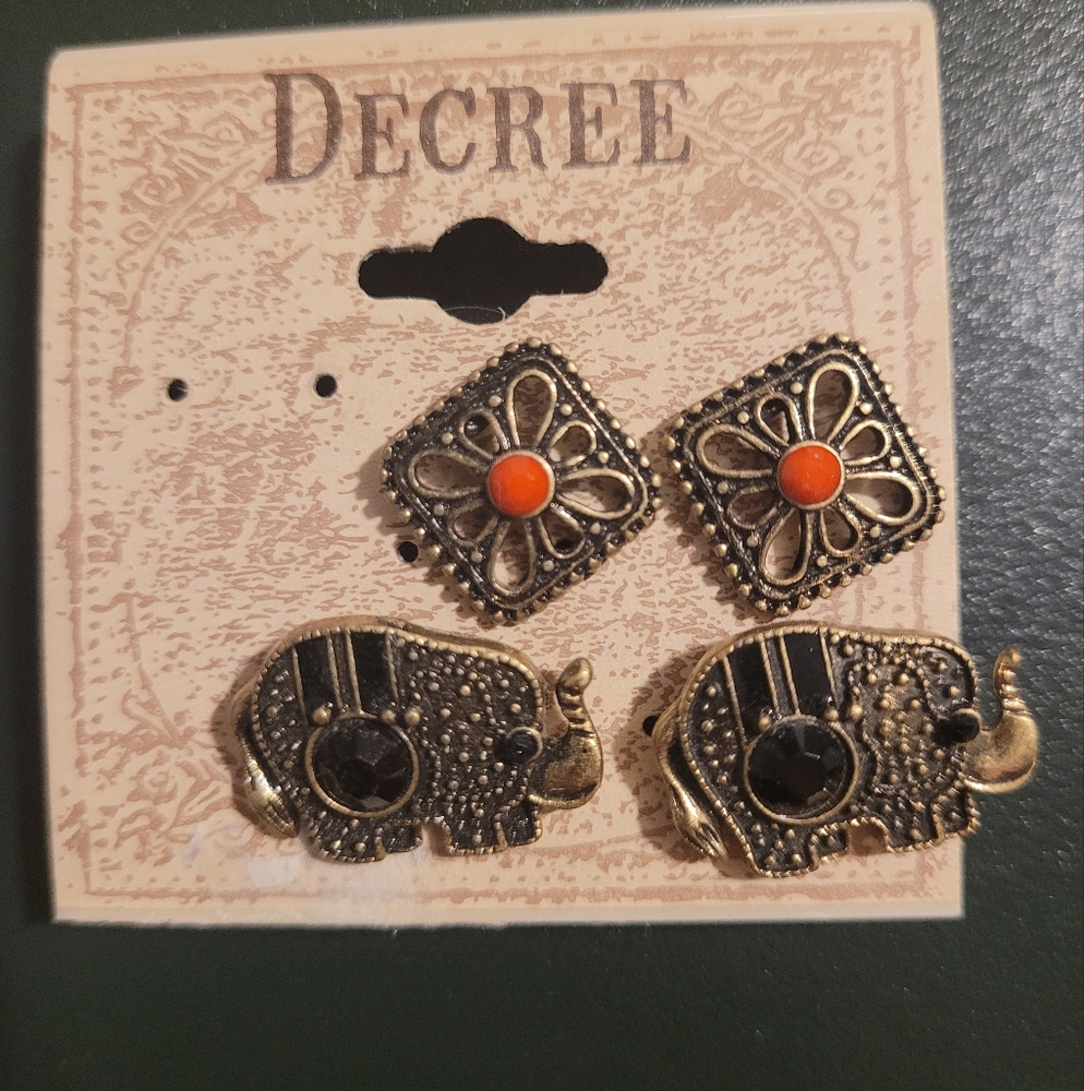 Decree Elephant and Floral Earrings Set